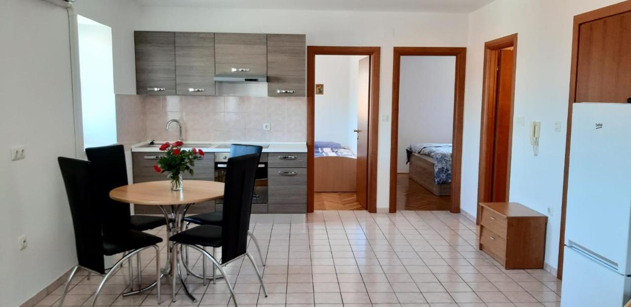 Apartments Bellus Mare Mali Lošinj Εξωτερικό φωτογραφία