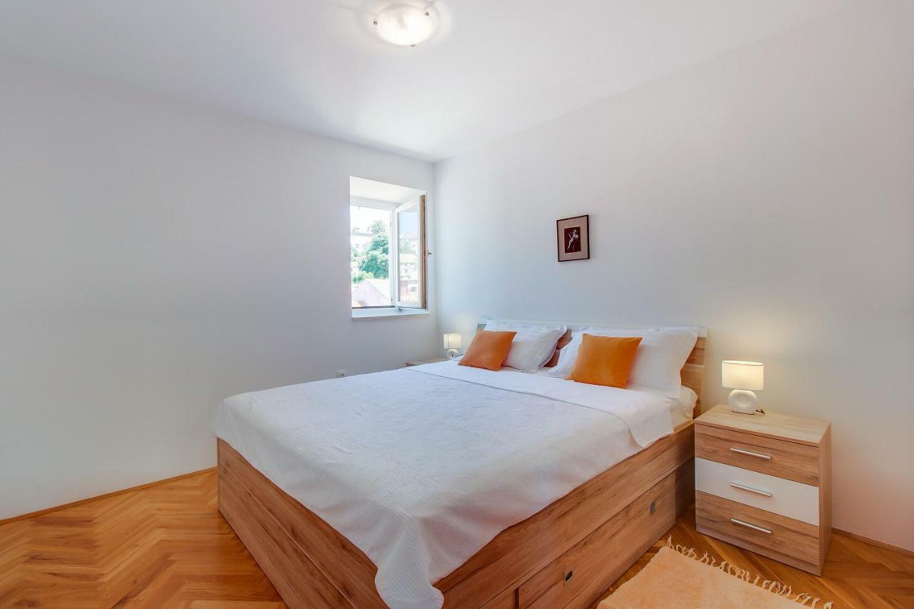 Apartments Bellus Mare Mali Lošinj Εξωτερικό φωτογραφία